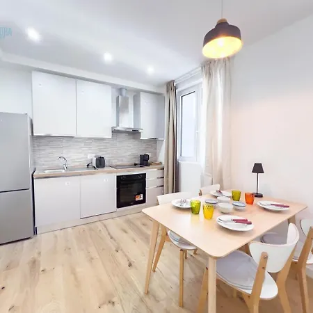 Blue Palace 5e Tirabora Short Rent Apartamento