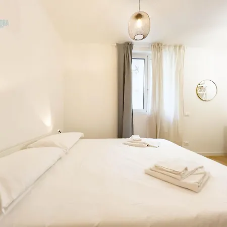 Blue Palace 5e Tirabora Short Rent *