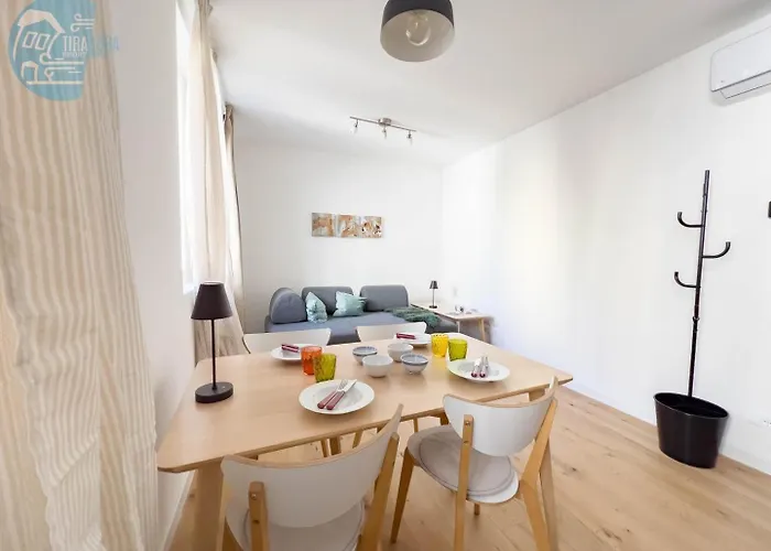 Blue Palace 5e Tirabora Short Rent *