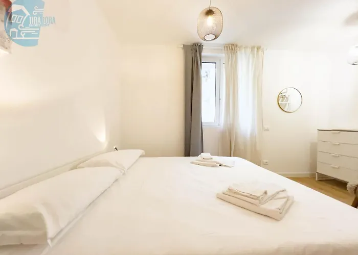 Blue Palace 5e Tirabora Short Rent *